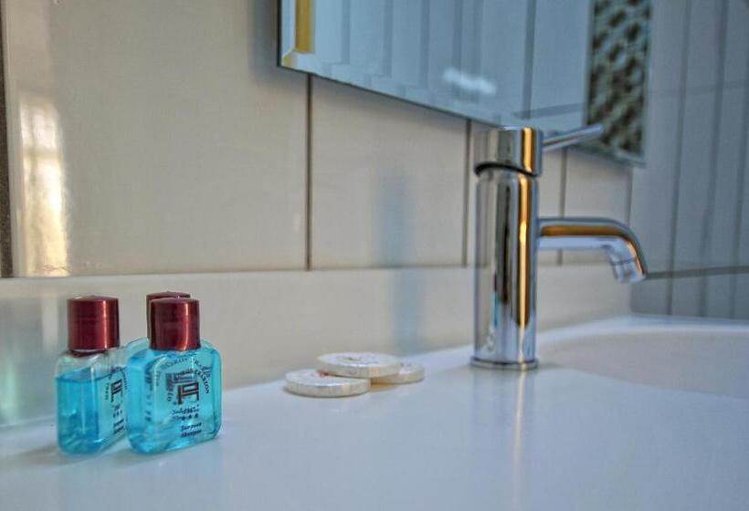 اتاق استاندارد, Horon