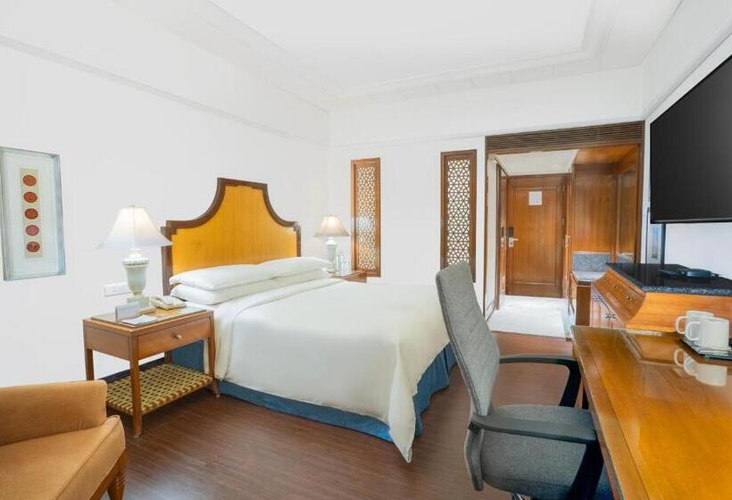 デラックススイート, Hyderabad Marriott Hotel & Convention Centre