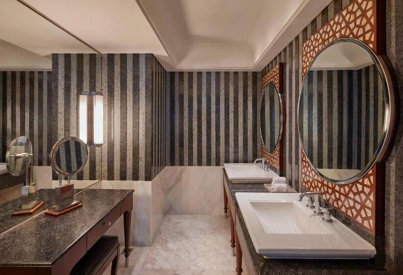 プレジデントスイートルーム, Hyderabad Marriott Hotel & Convention Centre