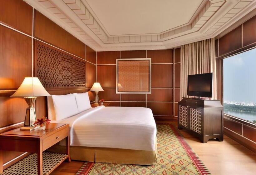 プレジデントスイートルーム, Hyderabad Marriott Hotel & Convention Centre