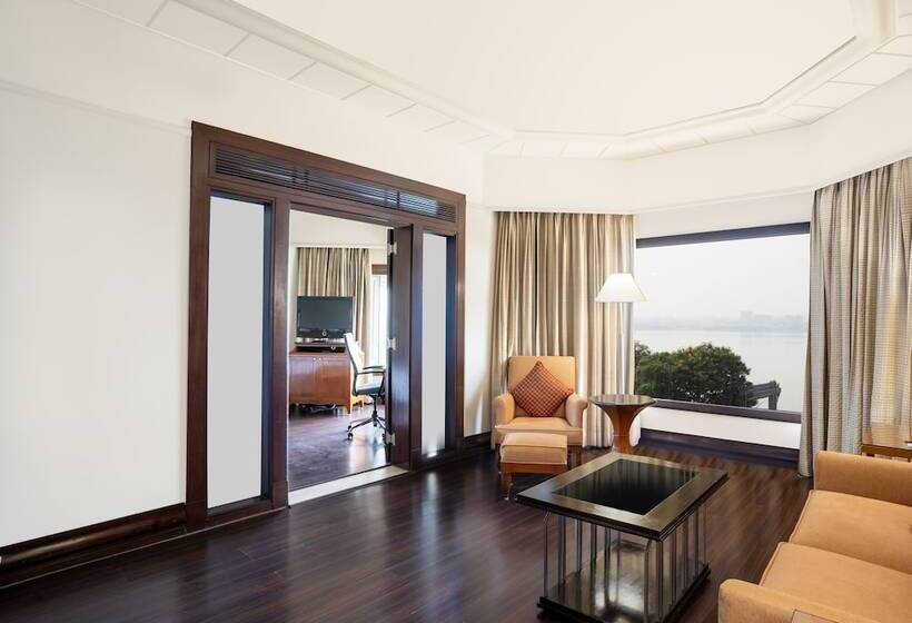 エクゼクティブルーム, Hyderabad Marriott Hotel & Convention Centre