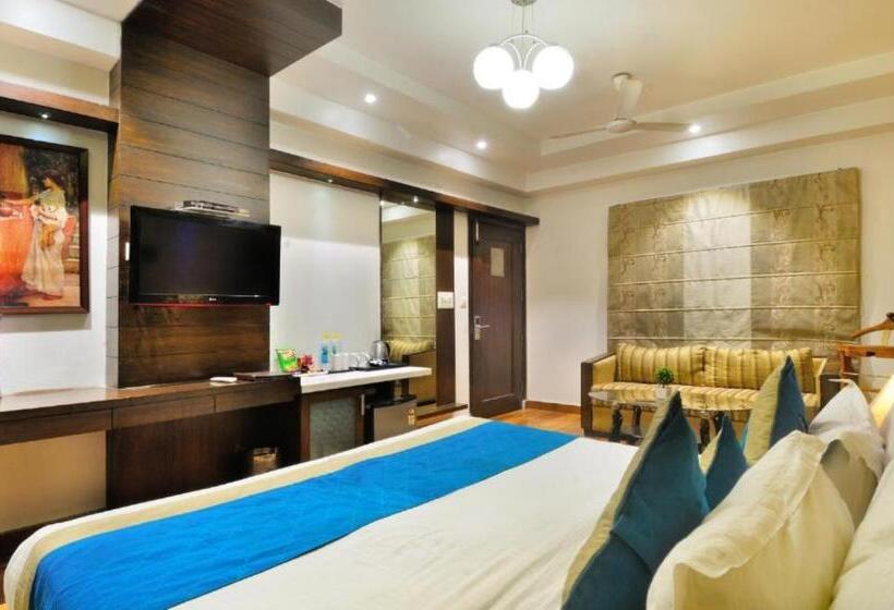 סוויטה נשיאותית, The Pearl   Newly Renovated In City Centre