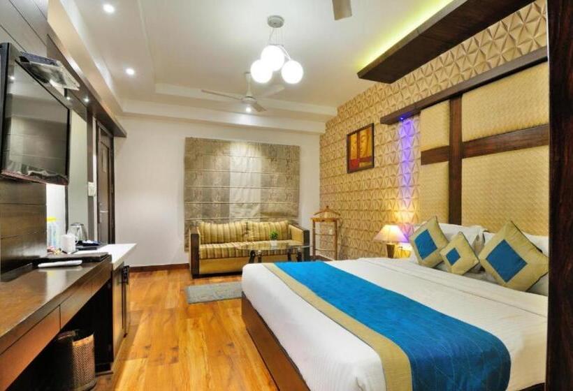 סוויטה נשיאותית, The Pearl   Newly Renovated In City Centre