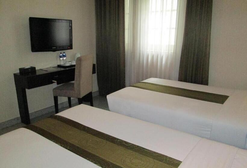 Номер Deluxe, Vio Hotel Cimanuk Bandung