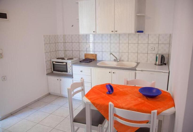 バルコニー付き１ベッドルームアパートメント, Litsa Mare Apartments