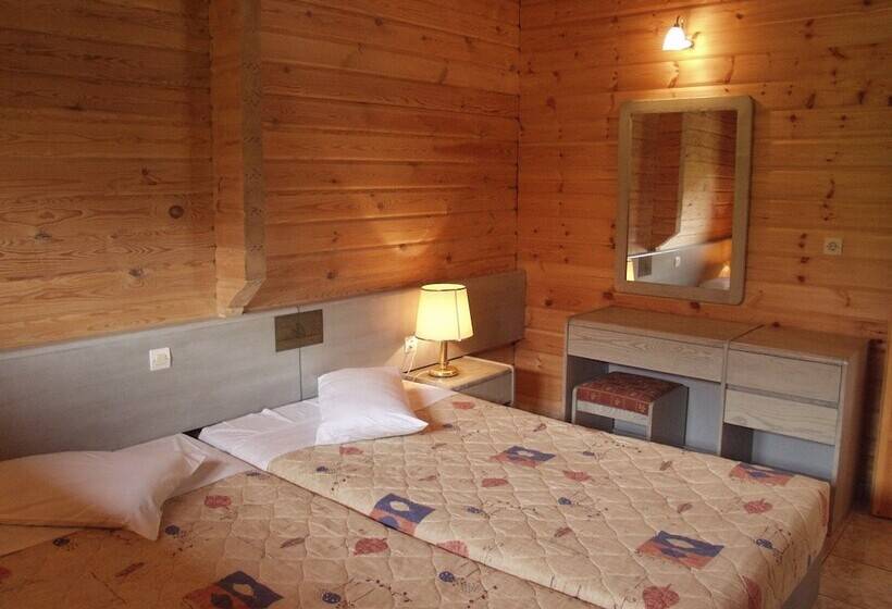 ビラホテル１ベッドルーム, Sandy S Studios Apartments & Log Villas