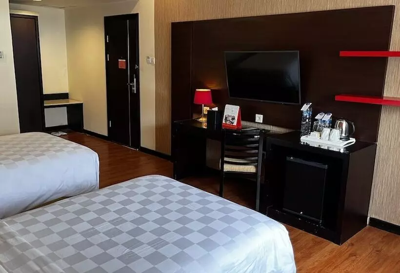 デラックスビラの１ベッドルーム, Swiss Belhotel Silae Palu