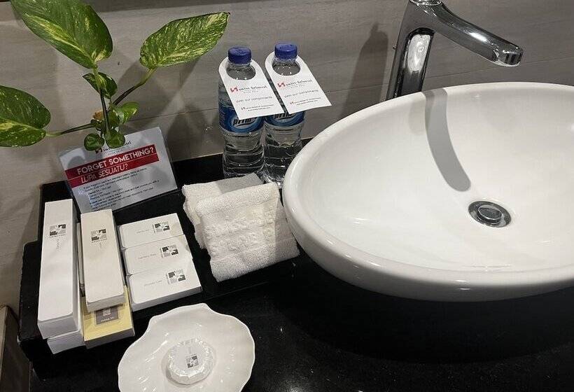 豪华房间, Swiss Belhotel Silae Palu