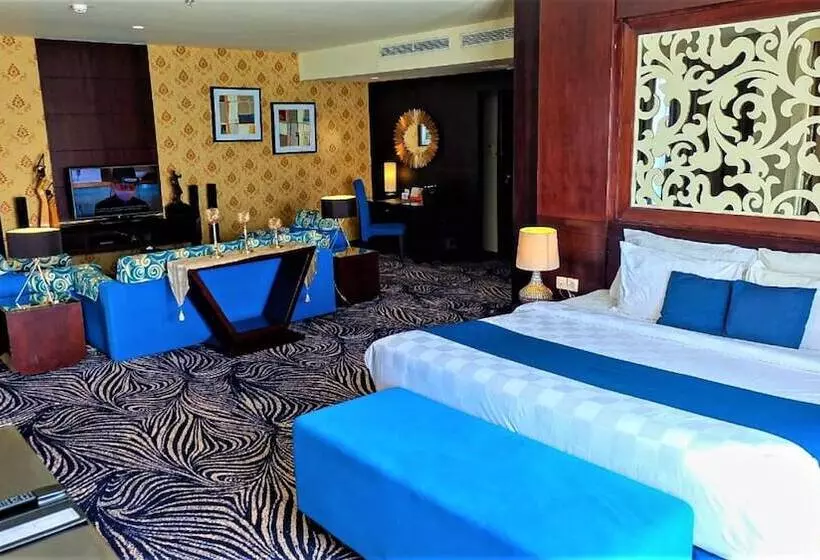 デラックスルーム, Swiss Belhotel Silae Palu