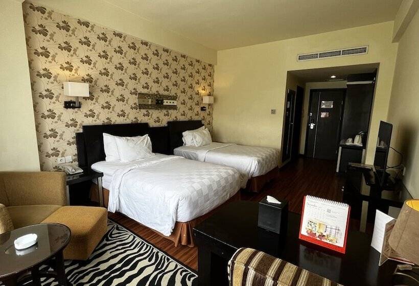 豪华房间, Swiss Belhotel Silae Palu