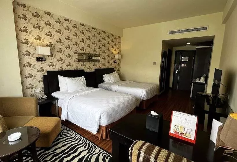 デラックスルーム, Swiss Belhotel Silae Palu