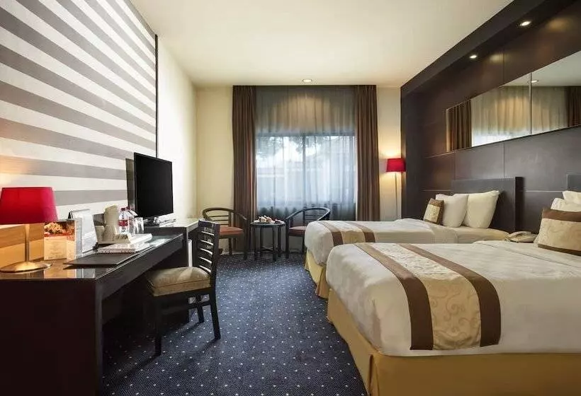 デラックスビラの１ベッドルーム, Swiss Belhotel Silae Palu