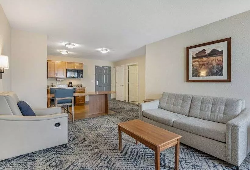 スイート, Candlewood Suites Indianapolis East, An Ihg