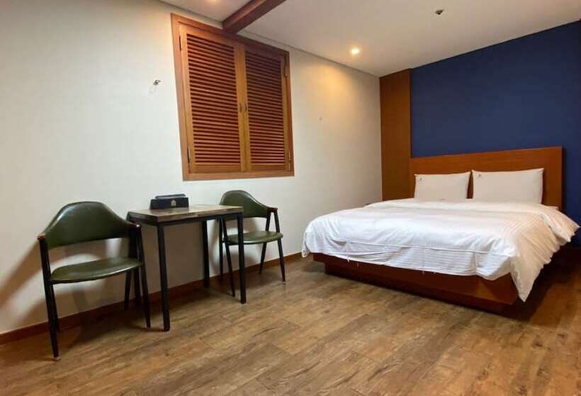 디럭스 룸, Benikea  Daelim