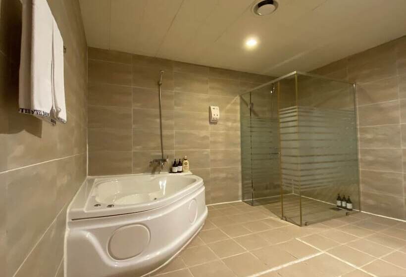 스위트, Benikea  Daelim