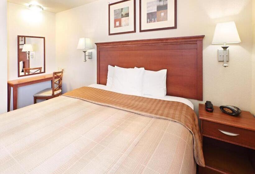 Студия Стандарт, Candlewood Suites Fayetteville, An Ihg