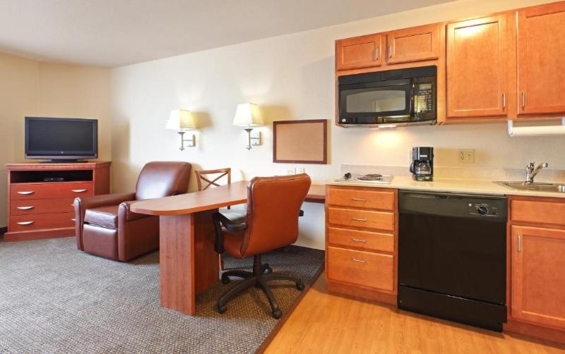 إستوديو قياسى سرير كينج, Candlewood Suites Fayetteville, An Ihg