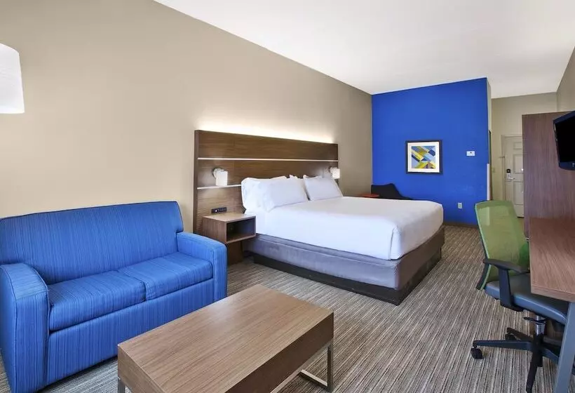スイート, Holiday Inn Express Hotel & Suites Alcoa Knoxville Airport, An Ihg