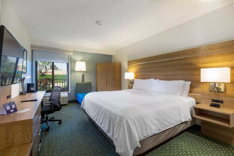 キングサイズベッドのスイートルーム, Holiday Inn Express Hotel & Suites Rock Springs Green River, An Ihg
