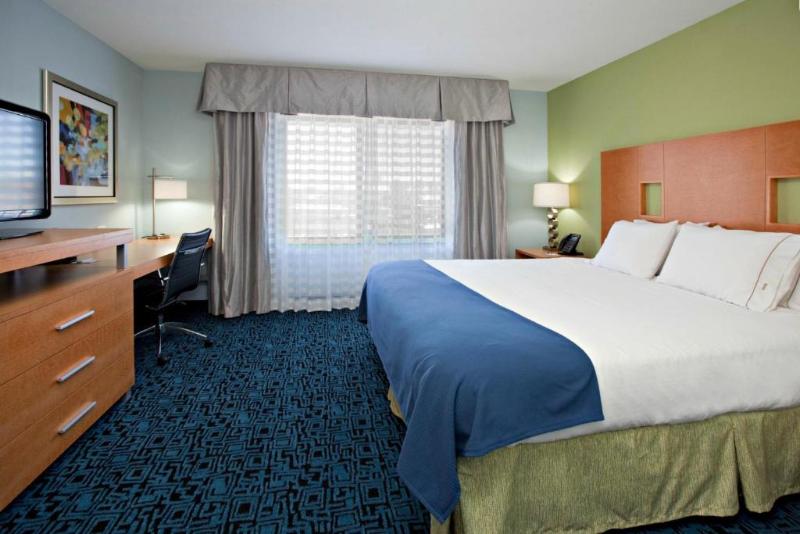 Люкс Кровать Кинг, Holiday Inn Express Hotel & Suites Rock Springs Green River, An Ihg