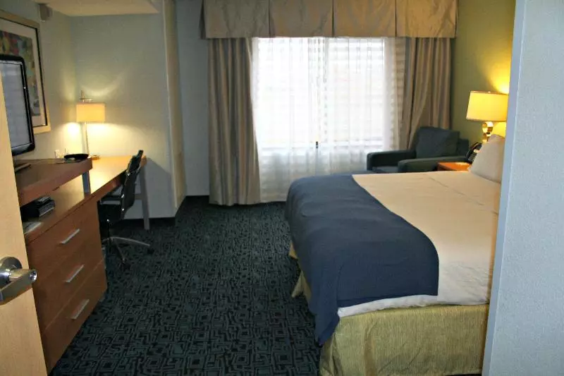 身障者適用スイートルーム, Holiday Inn Express Hotel & Suites Rock Springs Green River, An Ihg