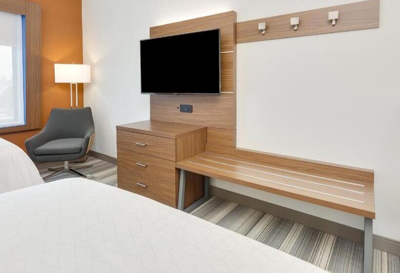 Номер Стандарт, Holiday Inn Express & Suites Mitchell, An Ihg