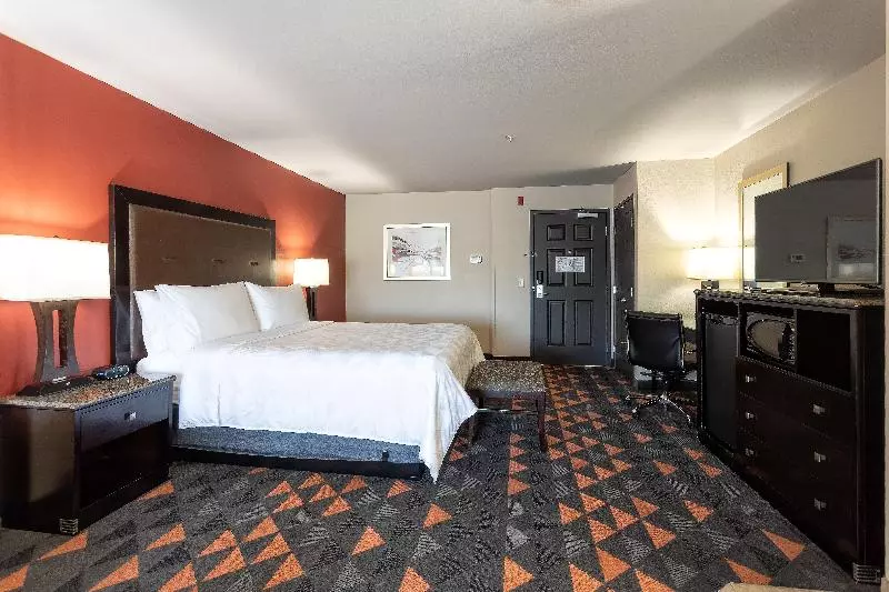 سوئیت با تخت بزرگ, Holiday Inn Oceanside Marina Camp Pendleton, An Ihg