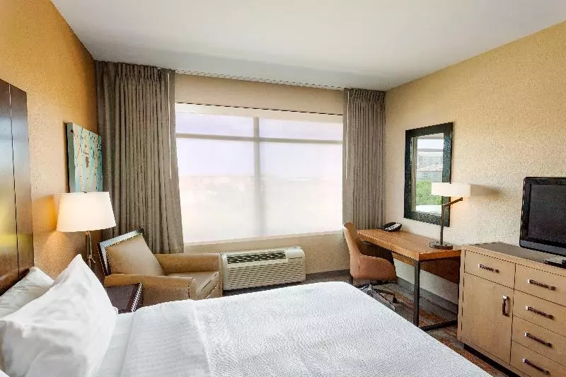 Executive-huone King-vuode, Holiday Inn San Antonio Northwest  Seaworld Area, An Ihg