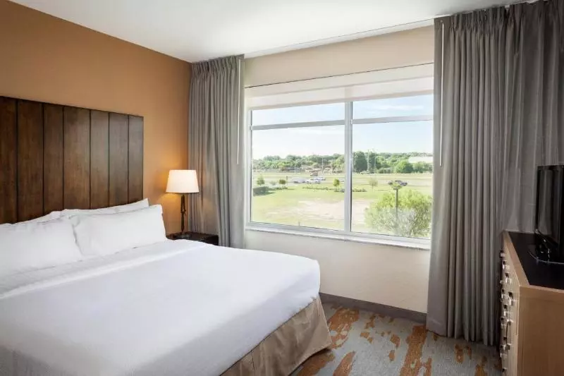 Sviitti King-vuode, Holiday Inn San Antonio Northwest  Seaworld Area, An Ihg
