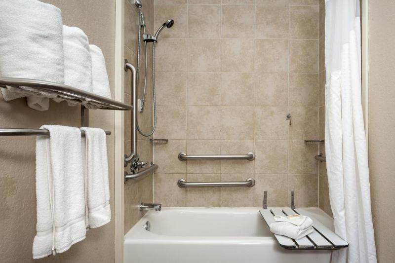 سوئیت با تخت بزرگ, Holiday Inn San Antonio Northwest Seaworld Area, An Ihg