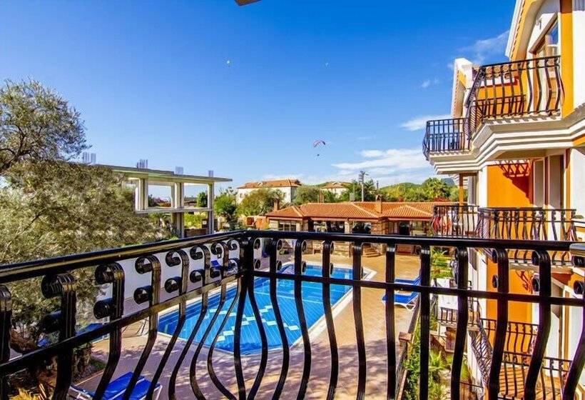 Номер Стандарт Трехместный, Magic Tulip Beach