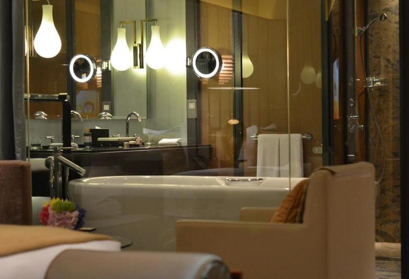 استودیو استاندارد با تخت کینگ, Mgm Macau