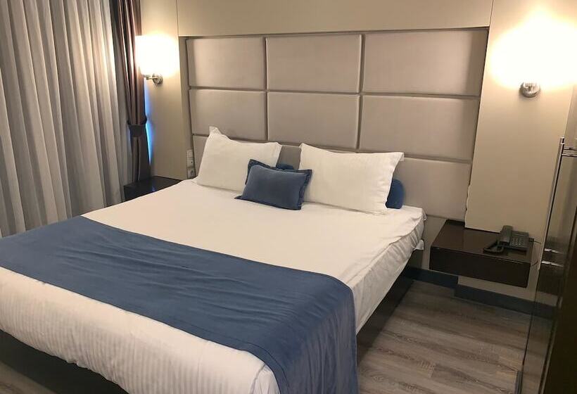 غرفة بيزنس, My