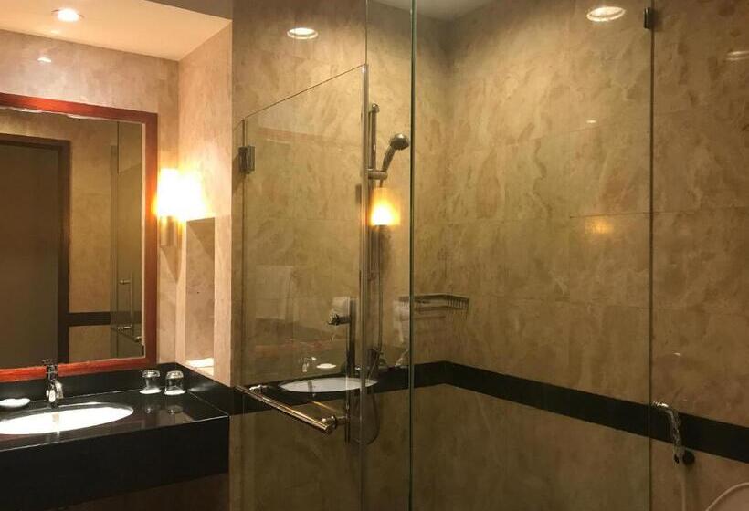 סוויטת 4 חדרים, Anugraha Boutique