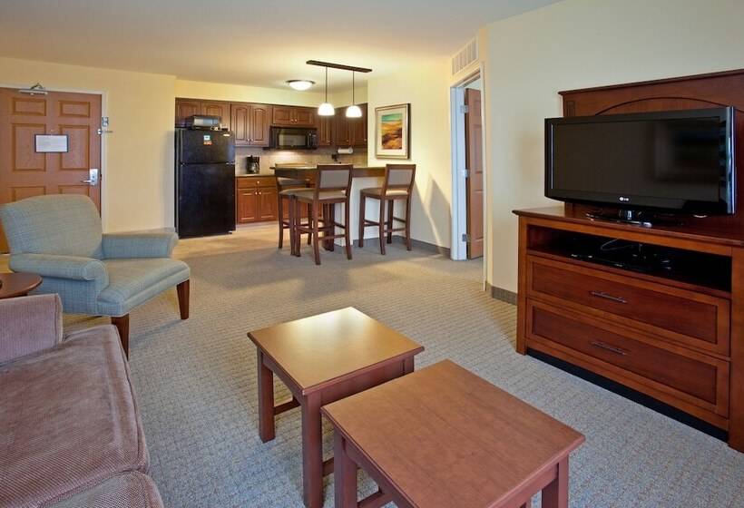 Suite, Staybridge Suites Elkhart North, An Ihg