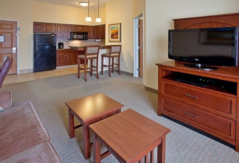 Suite, Staybridge Suites Elkhart North, An Ihg