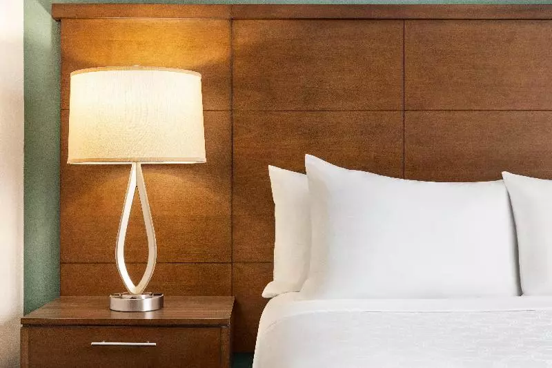 スタンダードスタジオ, Staybridge Suites Fort Wayne, An Ihg