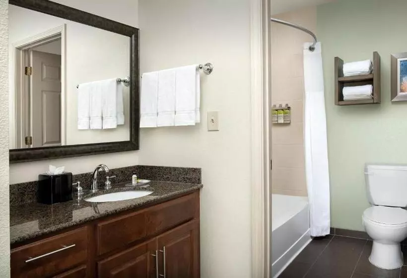 ２ベッドスイートルーム, Staybridge Suites Greenville I 85 Woodruff Road, An Ihg