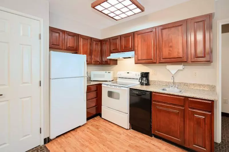 سوئیت با تخت بزرگ, Towneplace Suites Rochester
