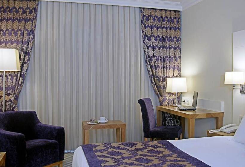 标准单人间, Tugcu Hotel Select