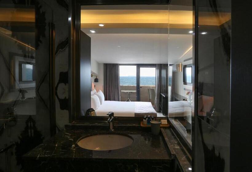 Номер Стандарт, Urla Pera