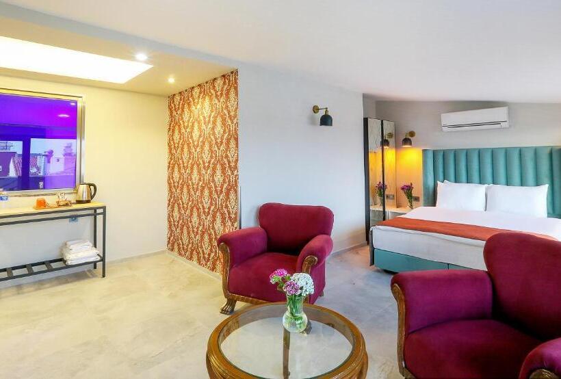 Номер Стандарт, Urla Pera