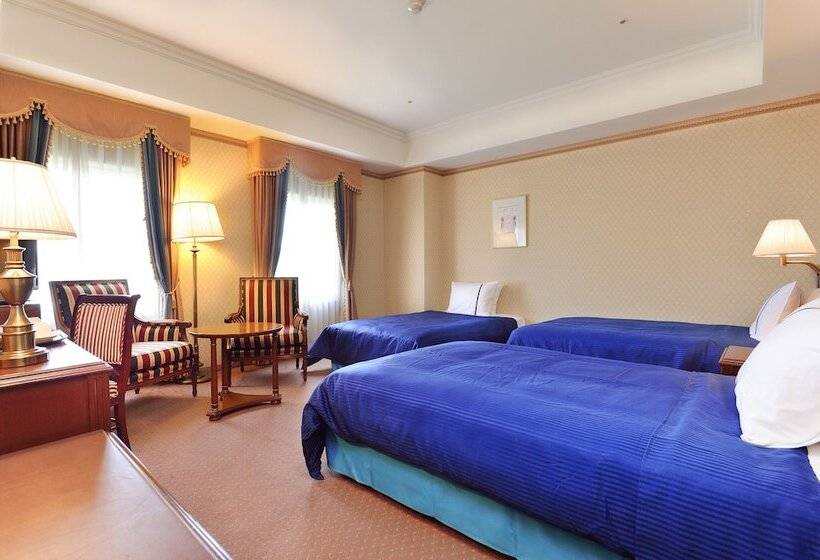 اتاق سوپریور سه تخته, Denhaag Huis Ten Bosch