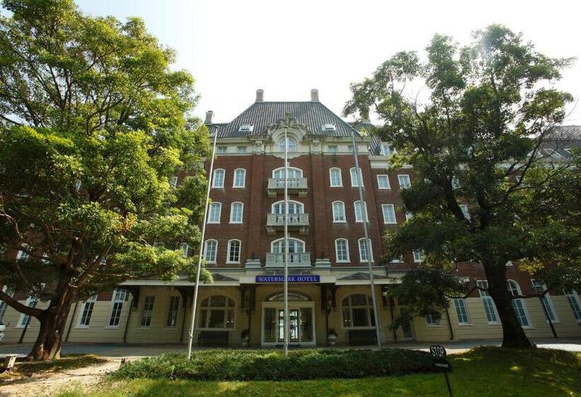 اتاق سوپریور سه تخته, Denhaag Huis Ten Bosch