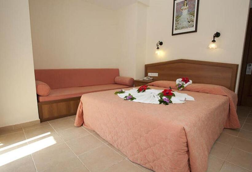 غرفة قياسية, Karbel Beach Hotel