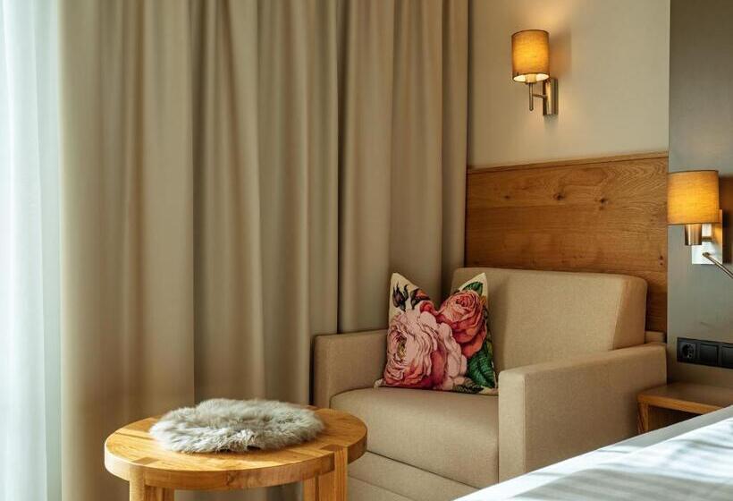 수피리어 룸, Stadthotel Eggerbräu