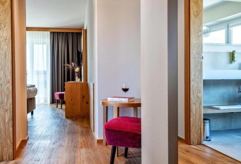 디럭스 룸, Stadthotel Eggerbräu