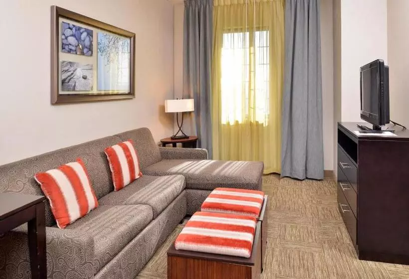キングサイズベッドのスイートルーム, Staybridge Suites San Antonio Stone Oak, An Ihg