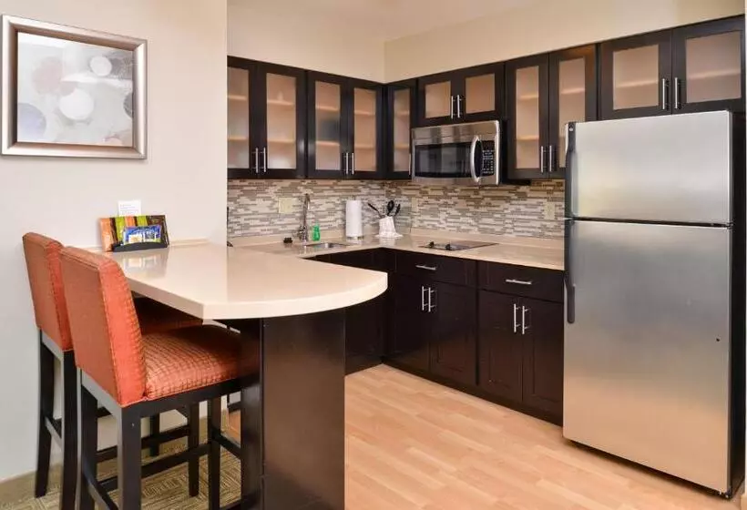 キングサイズベッドのスイートルーム, Staybridge Suites San Antonio Stone Oak, An Ihg