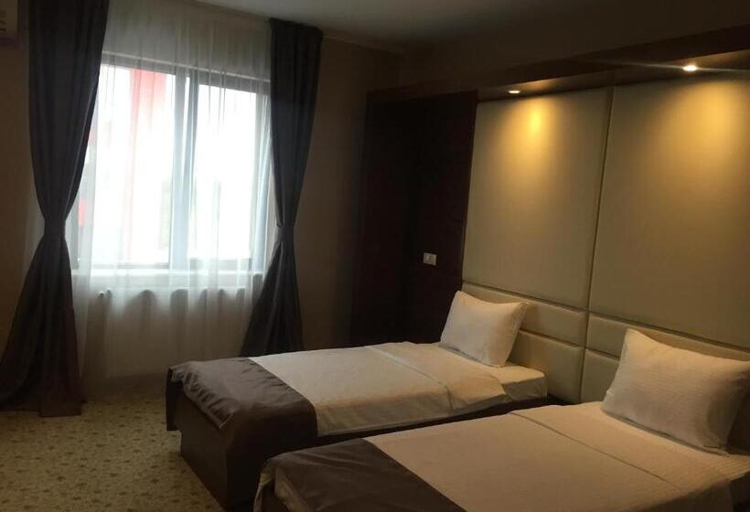 Номер Executive, Best